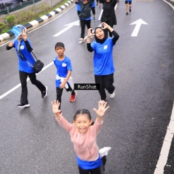 Runner Photo 7955000