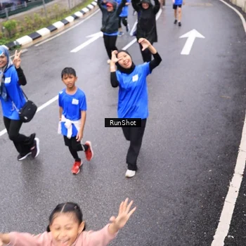 Runner Photo 7955001