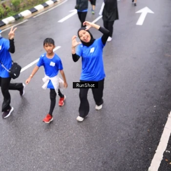 Runner Photo 7955004
