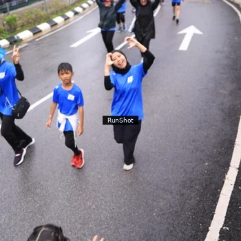 Runner Photo 7955009