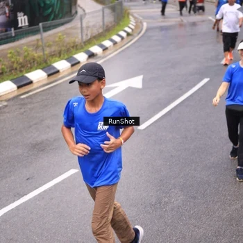 Runner Photo 7955013