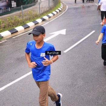 Runner Photo 7955021