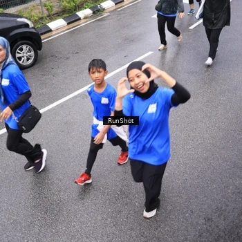 Runner Photo 7955022