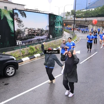 Runner Photo 7955029