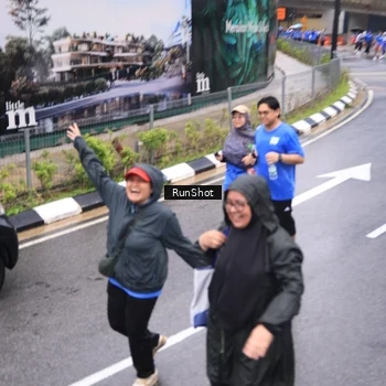 Runner Photo 7955039