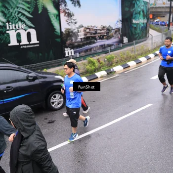 Runner Photo 7955046