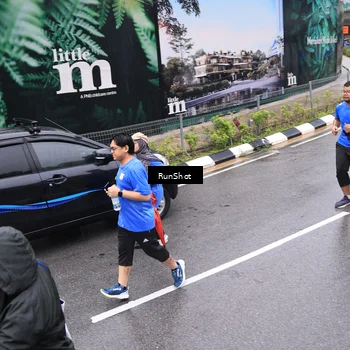 Runner Photo 7955050