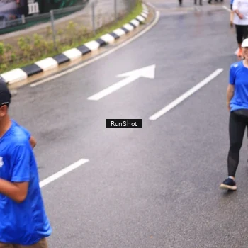 Runner Photo 7955062