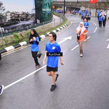 Runner Photo 7955071