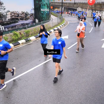 Runner Photo 7955076