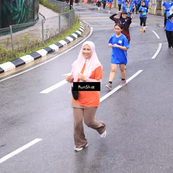 Runner Photo 7955079