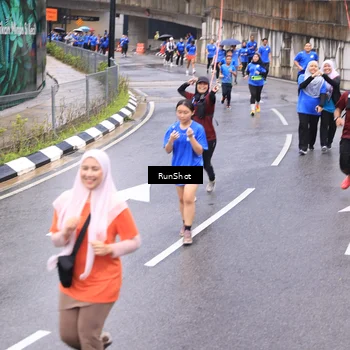 Runner Photo 7955084