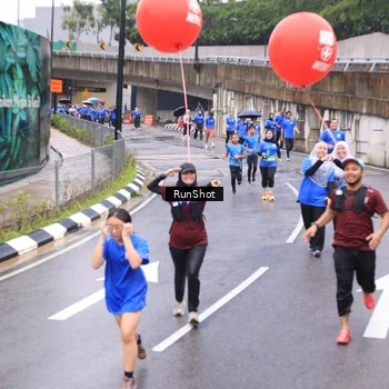 Runner Photo 7955093