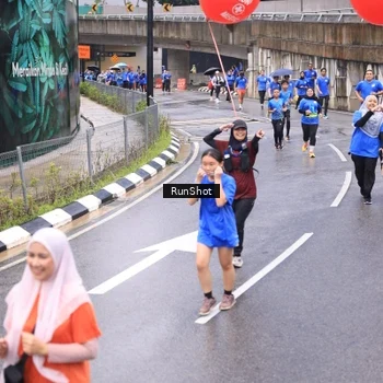 Runner Photo 7955095