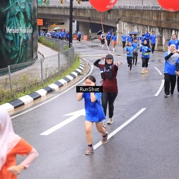 Runner Photo 7955097