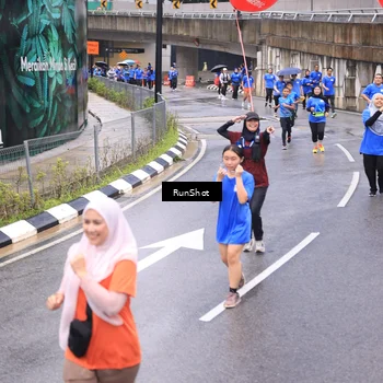 Runner Photo 7955099