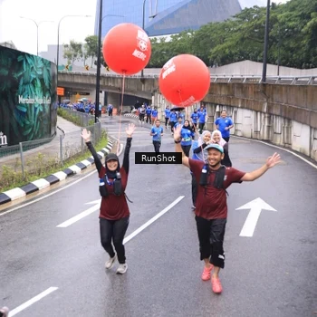Runner Photo 7955111