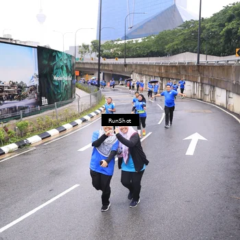 Runner Photo 7955142