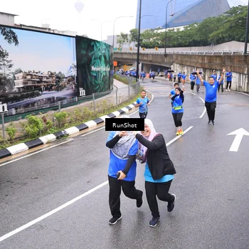 Runner Photo 7955148