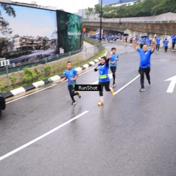 Runner Photo 7955165