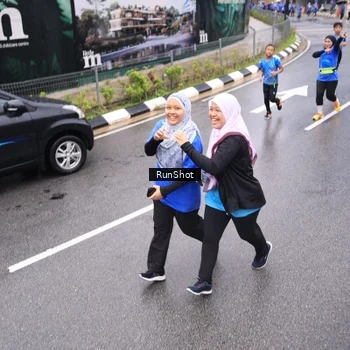 Runner Photo 7955171