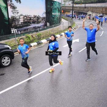 Runner Photo 7955178