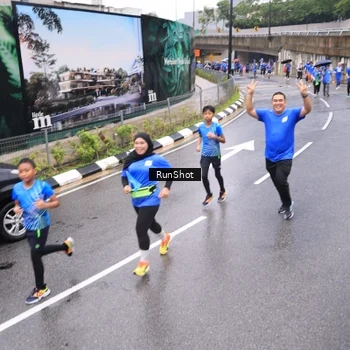 Runner Photo 7955179