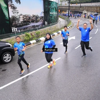 Runner Photo 7955180