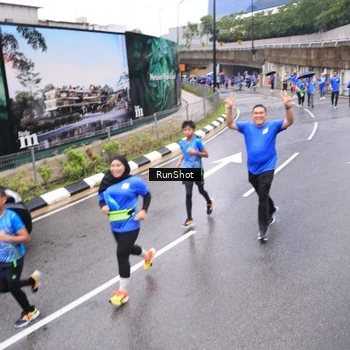 Runner Photo 7955181