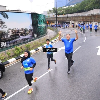 Runner Photo 7955183