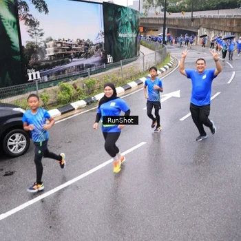 Runner Photo 7955187