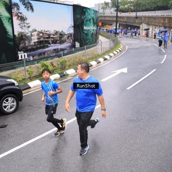 Runner Photo 7955196