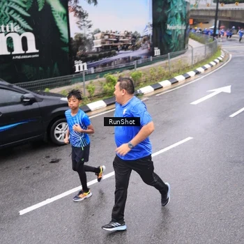 Runner Photo 7955200