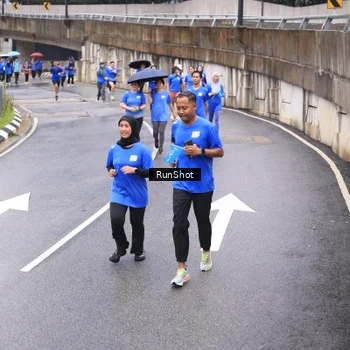Runner Photo 7955204