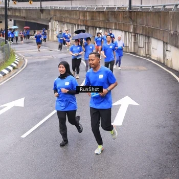 Runner Photo 7955206