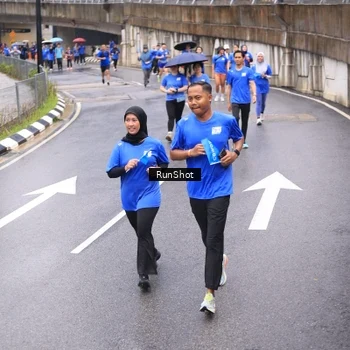 Runner Photo 7955212