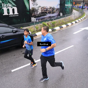 Runner Photo 7955223