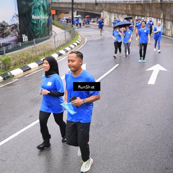 Runner Photo 7955225
