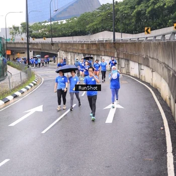Runner Photo 7955254