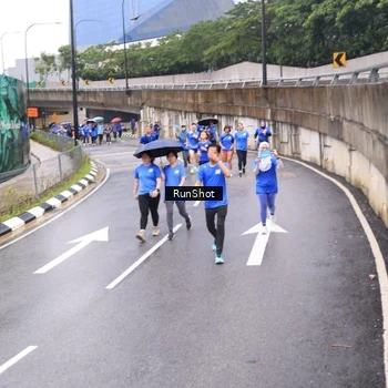 Runner Photo 7955255