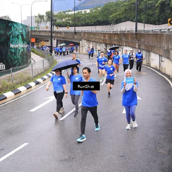 Runner Photo 7955274