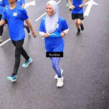 Runner Photo 7955291