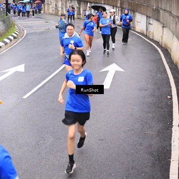 Runner Photo 7955298