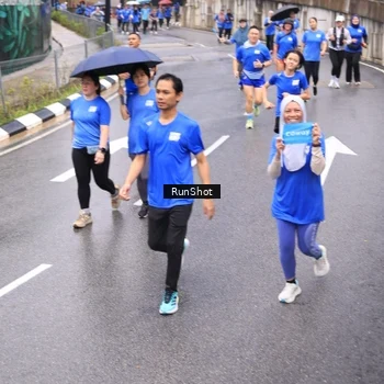 Runner Photo 7955301