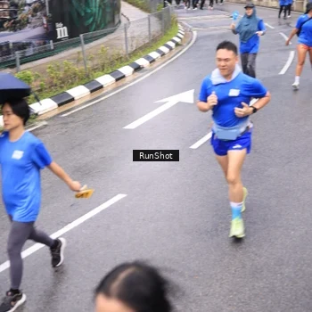Runner Photo 7955308