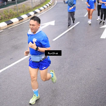 Runner Photo 7955313