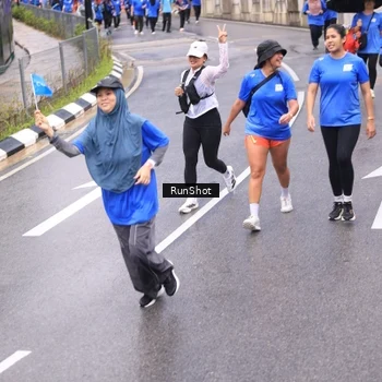 Runner Photo 7955322