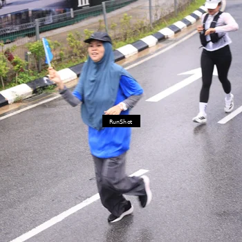 Runner Photo 7955331
