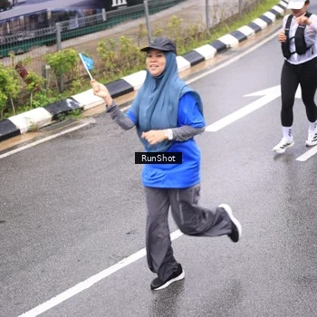 Runner Photo 7955335