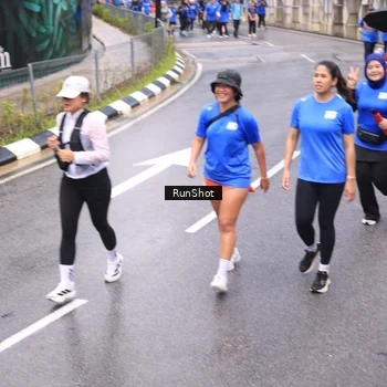 Runner Photo 7955341
